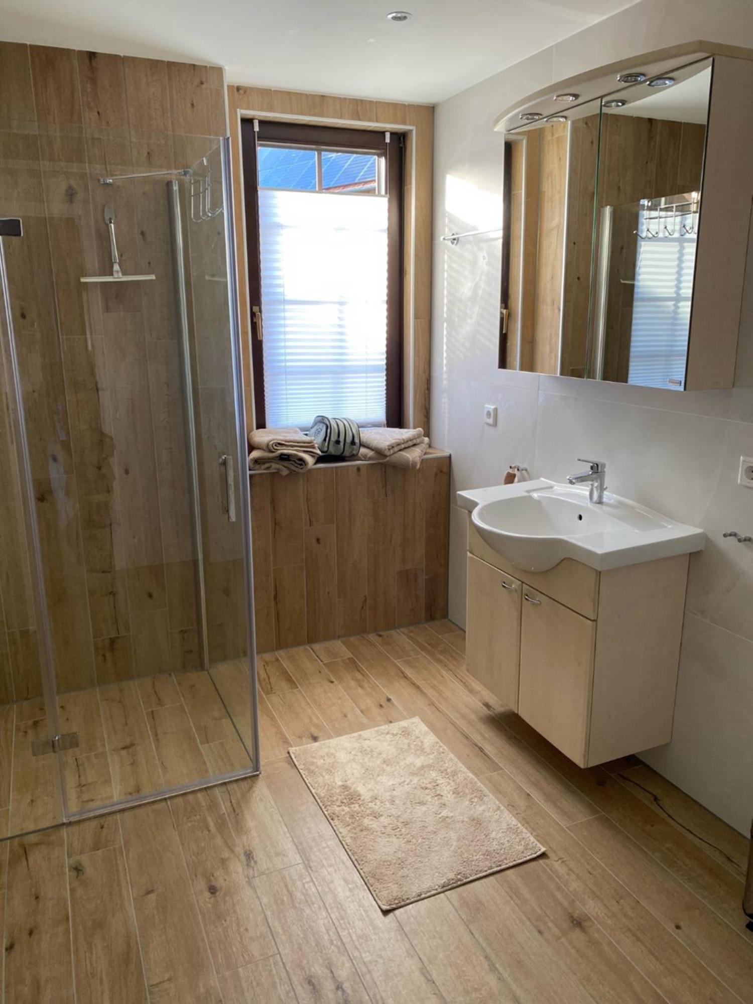 Ferienwohnung „Zur Sonne“ Niederzimmern Ngoại thất bức ảnh